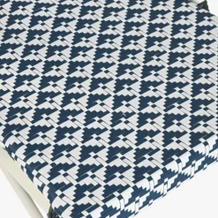 Cadeira de Metal Branco e Azul