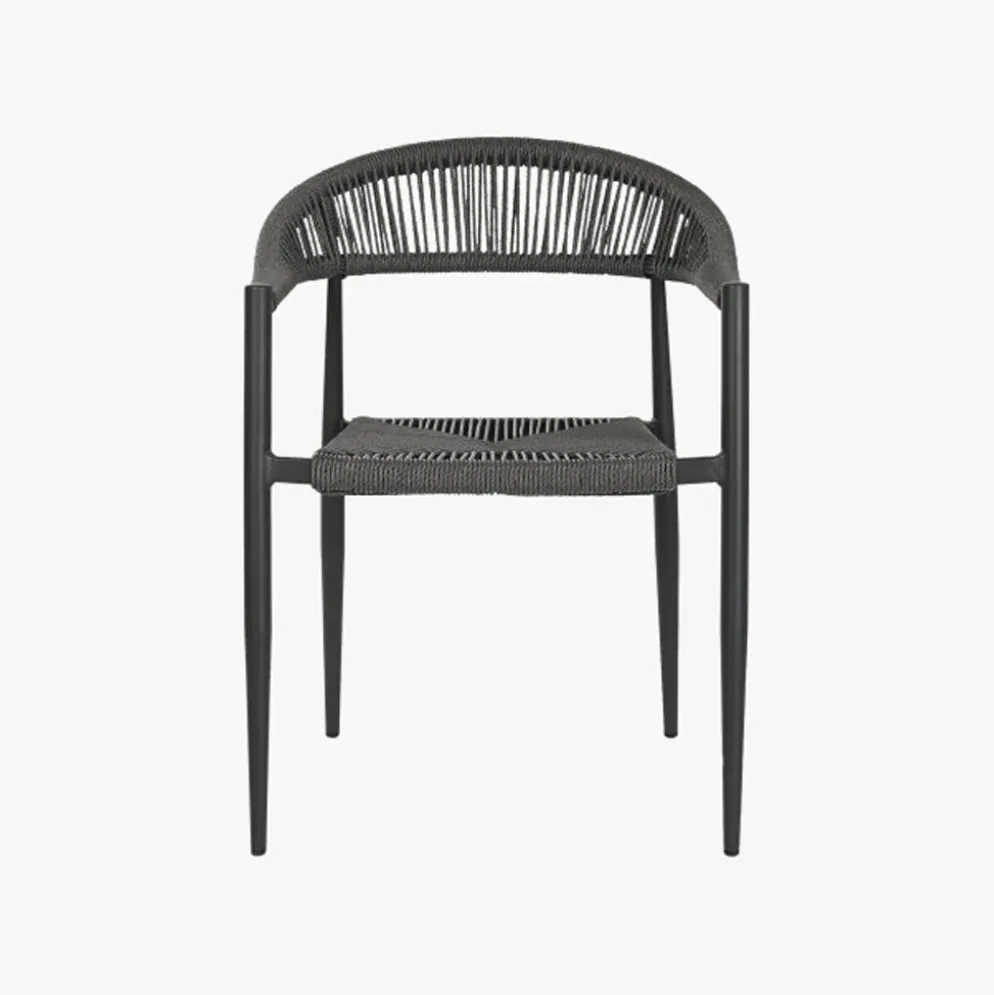 Cadeira de Metal e Rattan Preta