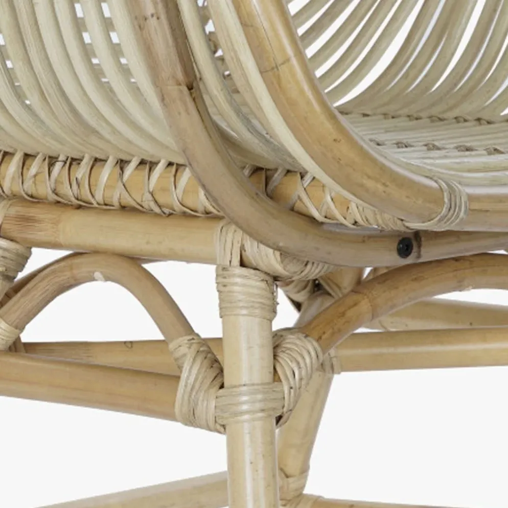 Cadeirao Alto de Rattan 62x62x92