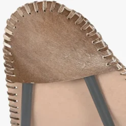 Cadeira Pele Quadrados Camel/Branco