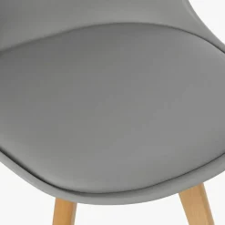 Cadeira Revestimento Sintético Cinza