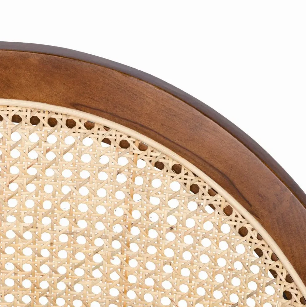 Cadeirão com Almofada Cinza com Costas em Rattan