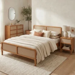 Cama com Cabeceira em Linho