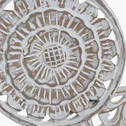 Decoração de Parede Branco Decapé