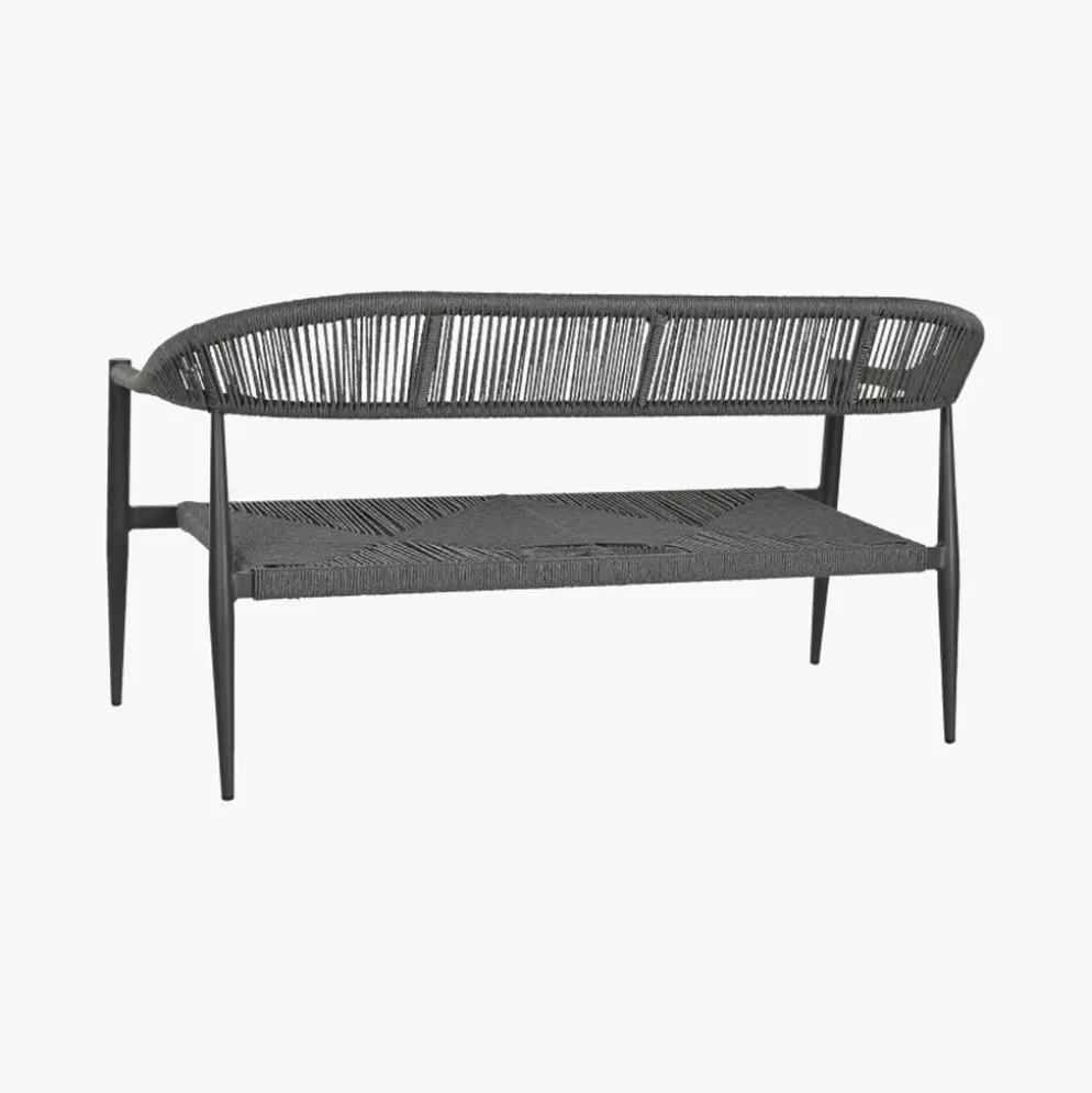 Sofá de Metal e Rattan Preto