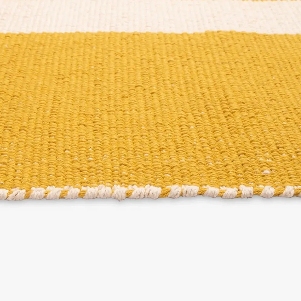 Tapete de algodão com riscas amarelo e bege 140x200cm